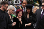 Sharon Osbourne la înmormântarea lui Ozzy Osbourne/ Profimedia