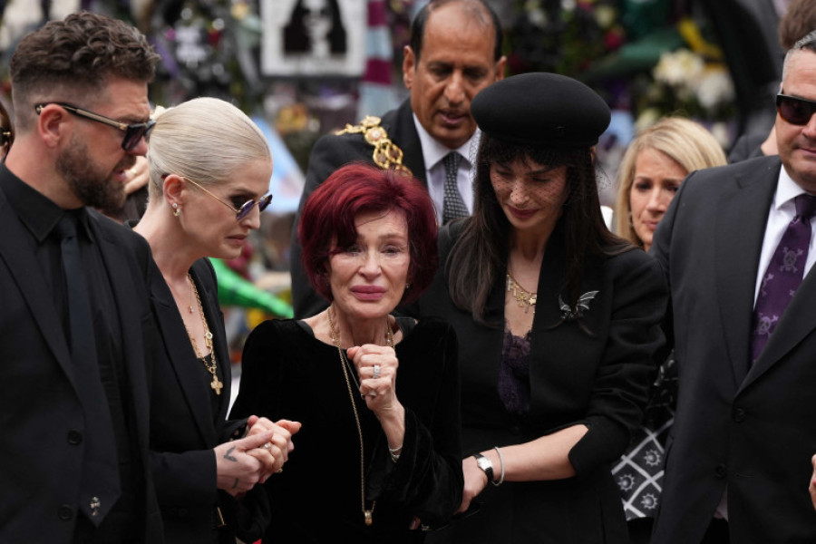 Sharon Osbourne la înmormântarea lui Ozzy Osbourne/ Profimedia