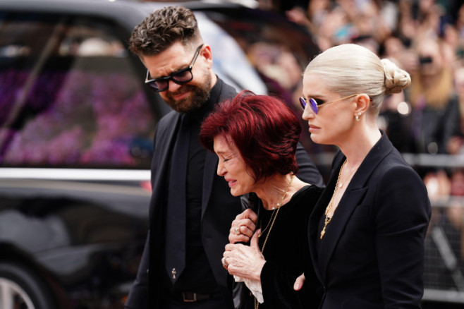 Sharon Osbourne la înmormântarea lui Ozzy Osbourne/ Profimedia