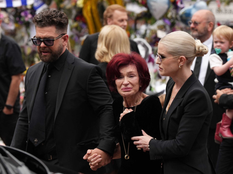 Sharon Osbourne la înmormântarea lui Ozzy Osbourne/ Profimedia