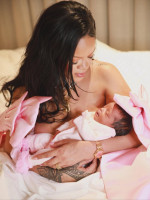 rihanna a nascut