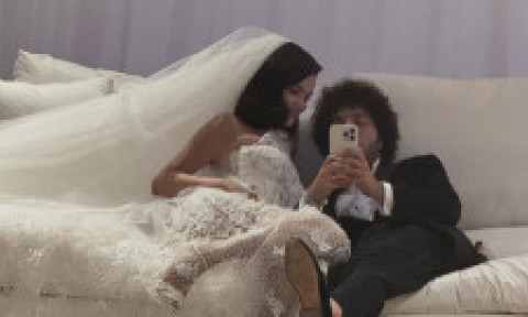 Selena Gomez, în lacrimi după nunta cu Benny Blanco: „M-am căsătorit și apoi plângeam, convinsă că o să mor poimâine”