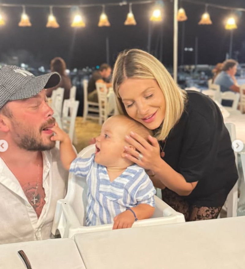 ana baniciu cu sotul si fiul