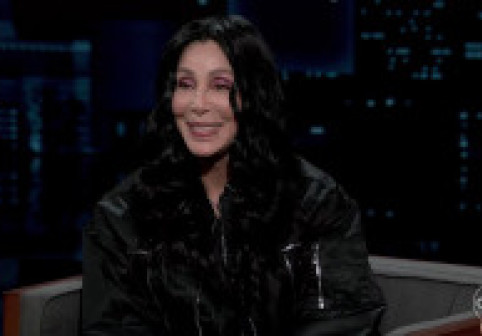 Cher compară cariera ei de zeci de ani cu o mașinuță electrică: „Dacă loveam un zid, dădeam în spate și mergeam într-o altă direcție”