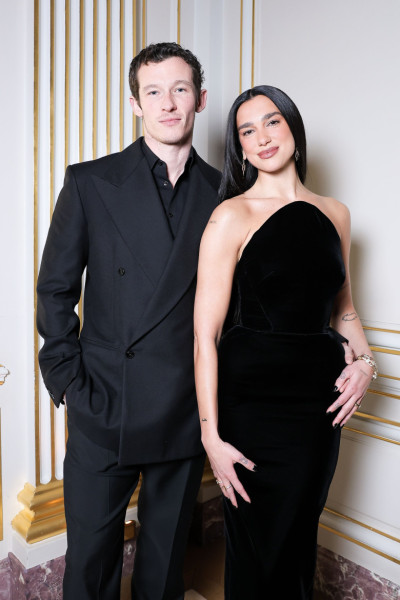 Dua Lipa și Callum Turner/ Profimedia
