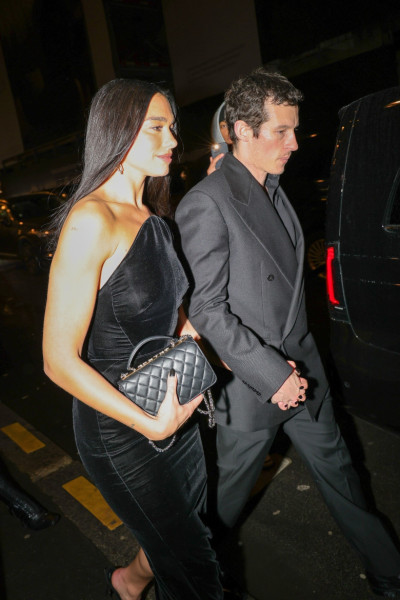 Dua Lipa și Callum Turner/ Profimedia
