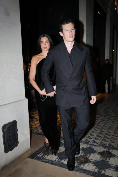 Dua Lipa și Callum Turner/ Profimedia