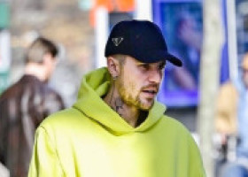 Justin Bieber ar avea datorii de milioane de dolari, potrivit apropiaților: „Se confruntă cu propriii demoni”