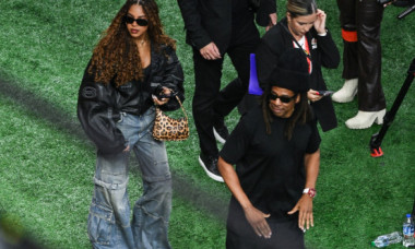 Jay-Z, îmbrăcat foarte simplu, dar cu un ceas care există în doar două exemplare. Câte milioane de dolari costă accesoriul de lux