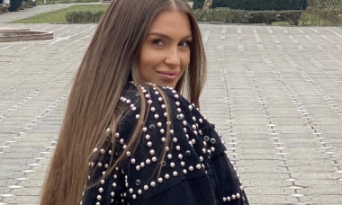 Oana Radu, imaginile care au stârnit controverse printre fani: „Nu te mai cuprind, aruncă-i!” Cum a apărut îmbrăcată la un eveniment
