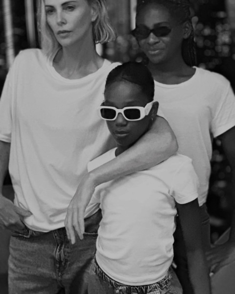 charlize theron la concert dua lipa (3)