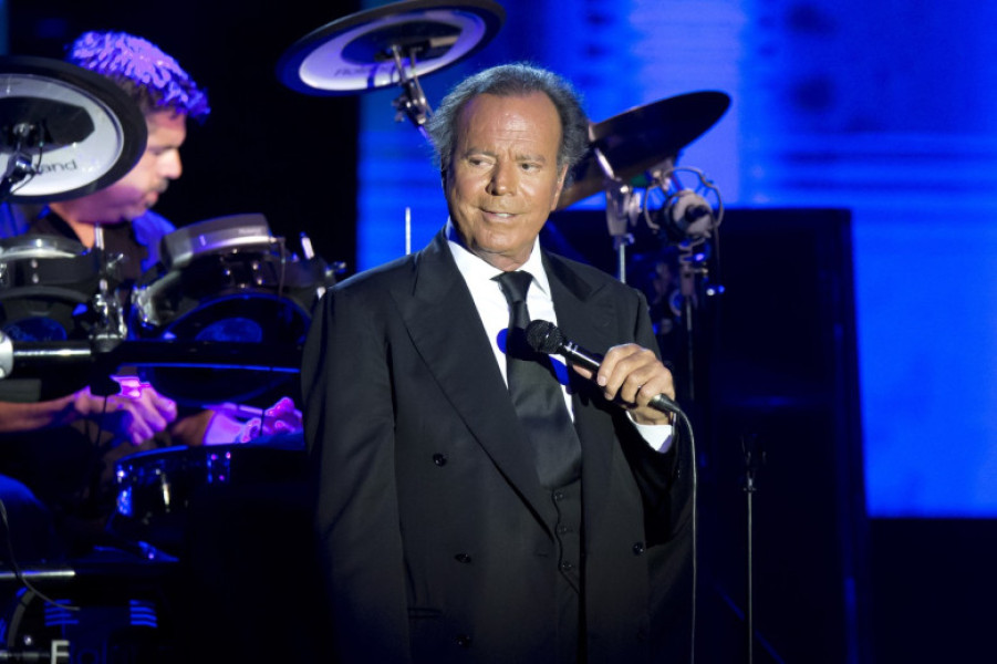 Julio Iglesias
