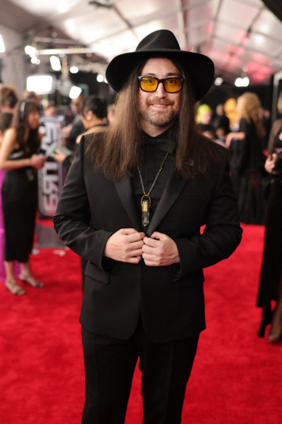 Sean Ono Lennon (3)