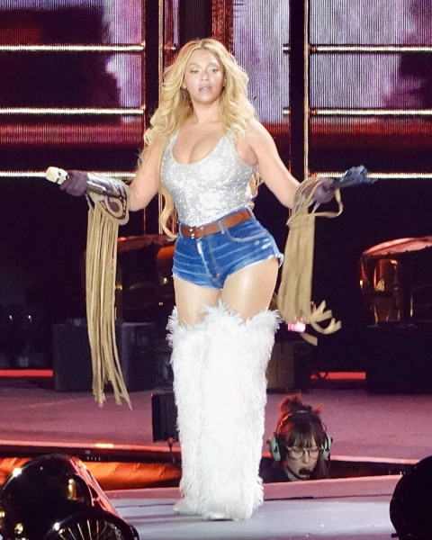 Beyonce opens up her “Cowboy Carter” Tour in Los Angeles