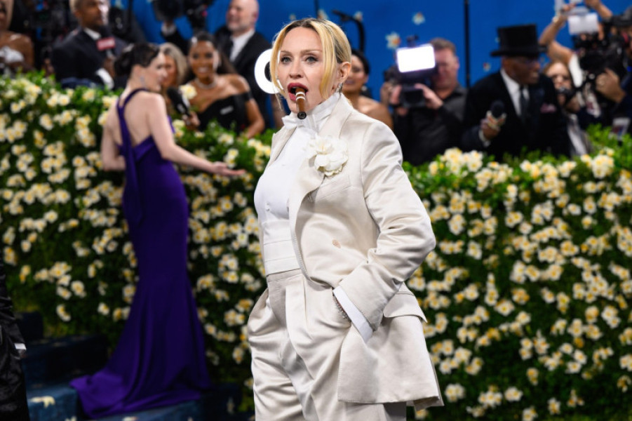 New York, USA. 6 May 2025. Madonna attending the Metropolitan Museum of Art Costume Institute Benefit Gala 2025. Photo credit should read: Matt Crossick/Alamy Live News