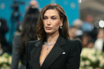 hailey bieber (11)