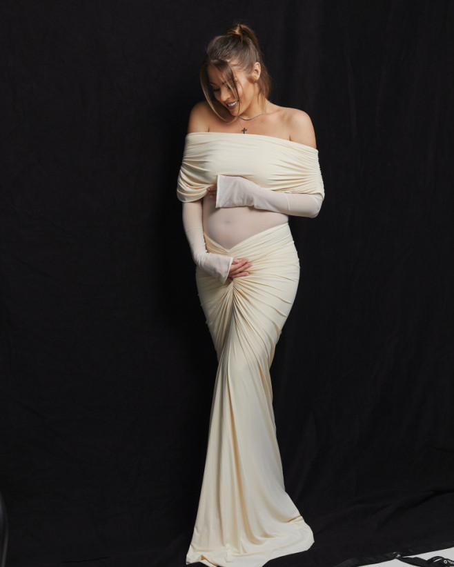 roxana nemes insarcinata (2)