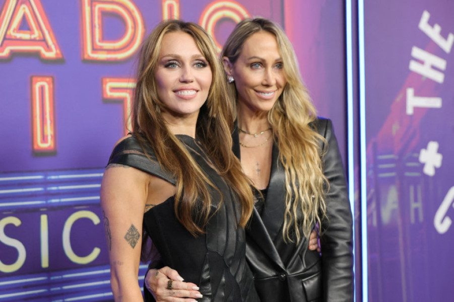 Miley Cyrus și mama ei, Tish