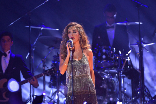 anahi (5)