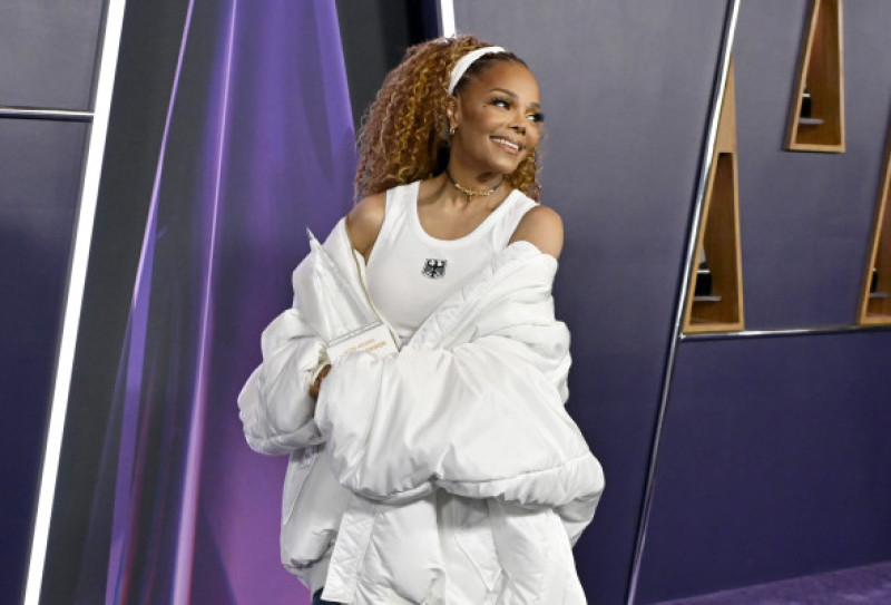 2025 American Music Awards - Winners Walk