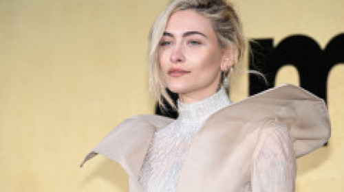Paris Jackson s-a asigurat că primește toată atenția la Cannes. A apărut într-o rochie transparentă cu o crăpătură generoasă