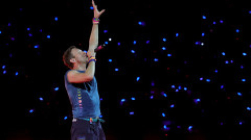 Chris Martin, la plimbare cu fiul prin NYC. Moses are 19 ani și e combinația perfectă dintre Gwyneth Paltrow și solistul de la Coldplay