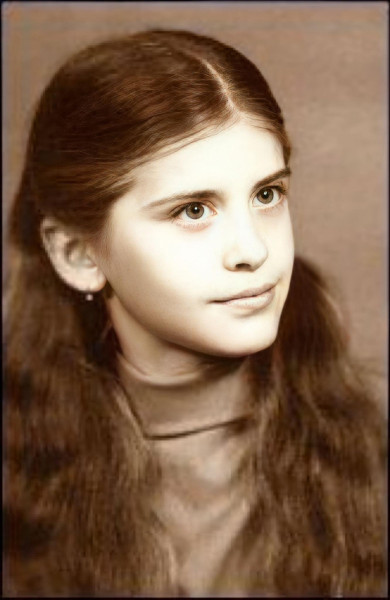 loredana groza tanara