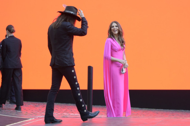 elizabeth hurley si billy ray cyrus