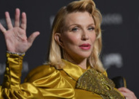 Courtney Love, la 60 de ani, face dezvăluiri despre iubirea secretă din viața ei: „Suntem mai degrabă prieteni cu beneficii”