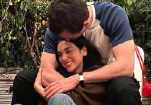 Dua Lipa confirmă logodna cu Callum Turner: Este un sentiment cu adevărat special