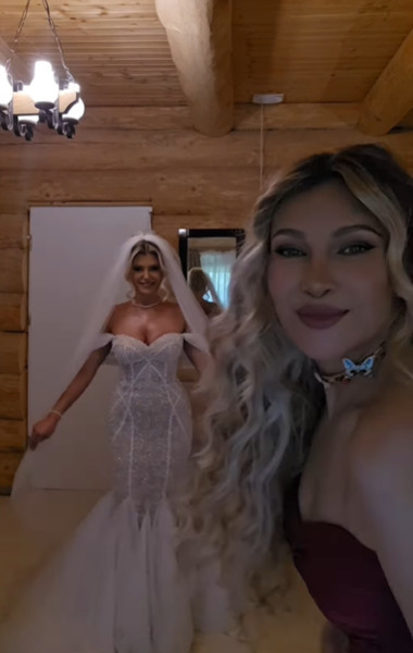lora, nașă pentru cumnata ei (3)