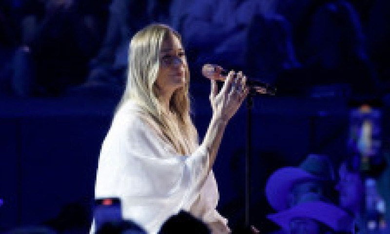 LeAnn Rimes, moment jenant pe scenă. Și-a pierdut dinții în mijlocul concertului și a fugit în culise