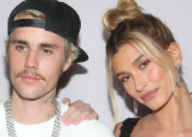 Justin Bieber, poză tandră și declarație de dragoste pentru Hailey: "Pentru totdeauna și mereu". Așa le "dă peste nas" cârcotașilor
