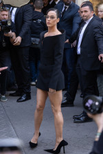 PFW Balenciaga Outside Arrivals NB