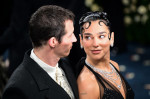 Dua Lipa și Callum Turner