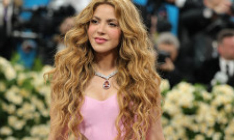 Shakira, trup de zeiță în costum de baie, la 48 de ani. Artista, surprinsă în timp ce se relaxa la plajă, înainte de următorul concert