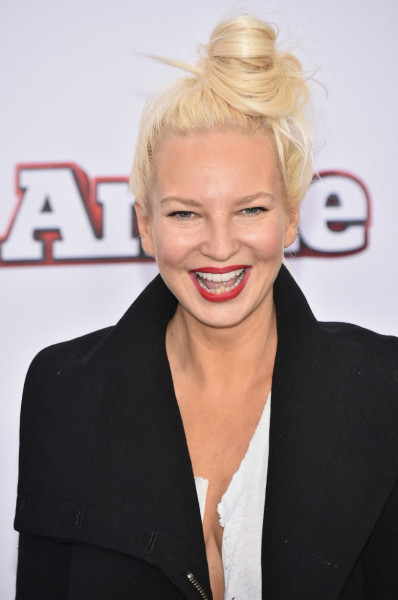 Sia (2)