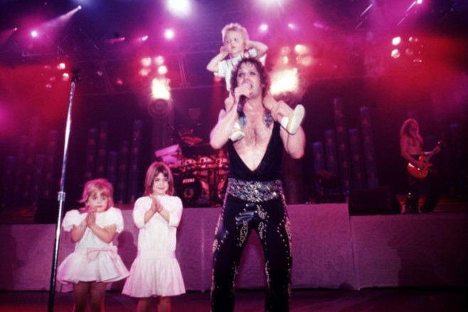 Ozzy Osbourne alături de copiii lui: Kelly, Aimee, și Jack/ Profimedia