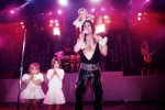 Ozzy Osbourne alături de copiii lui: Kelly, Aimee, și Jack/ Profimedia