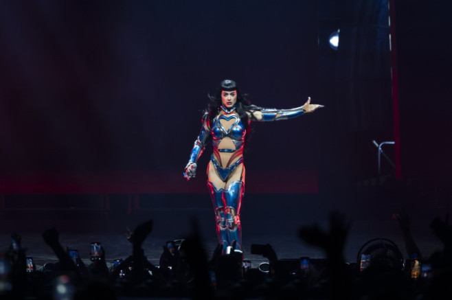 Katy Perry, The Lifetimes Tour