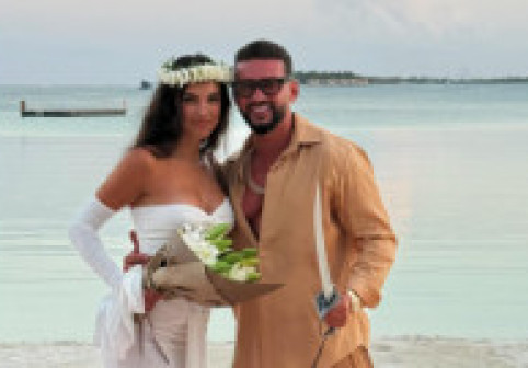 Dorian Popa s-a căsătorit în Maldive. Nici iubita lui nu a știut de nunta surpriză de pe plajă: "Îți place, iubire?"
