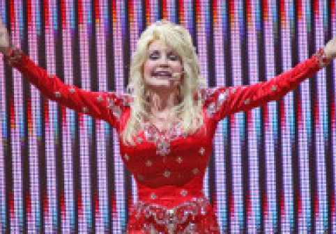 Sora lui Dolly Parton, mesaj alarmant despre starea de sănătate a celebrei cântărețe: „Are nevoie de rugăciunile voastre!”