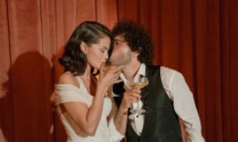 Noi imagini cu Selena Gomez de la nunta cu Benny Blanco. Cum a arătat petrecerea și câte rochii a avut artista