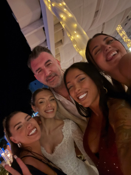 jo, ruby si antonia la nunta lui serban cazan