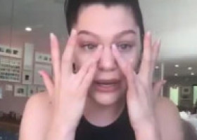 Jessie J, în lacrimi după ce a doua operație de cancer a fost amânată: „Sunt frustrată și epuizată!”