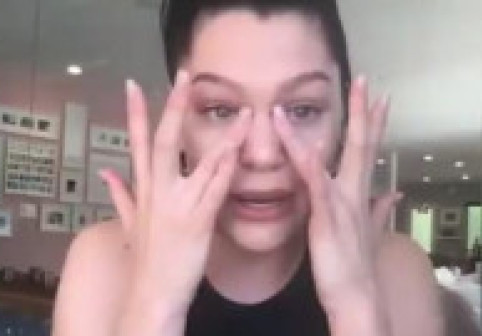 Jessie J, în lacrimi după ce a doua operație de cancer a fost amânată: „Sunt frustrată și epuizată!”