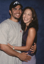 jennifer lopez si ojani noa
