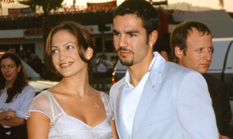 jennifer lopez si ojani noa (1)
