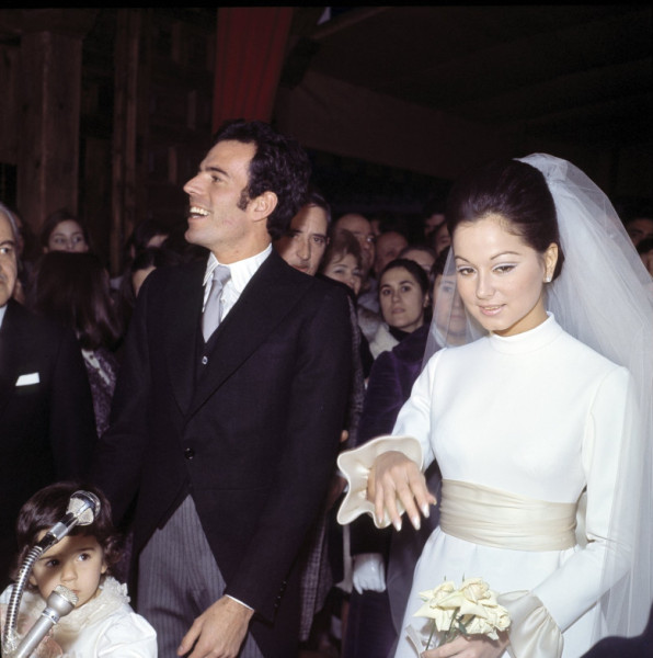 Julio Iglesias și Isabel Preysler, în ziua nunții lor