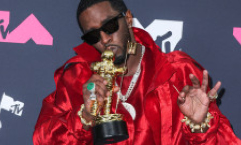 De la caviar și șampanie la pâine cu gem. Obișnuit cu petrecerile excentrice, Diddy și-a sărbătorit acum ziua de naștere în închisoare